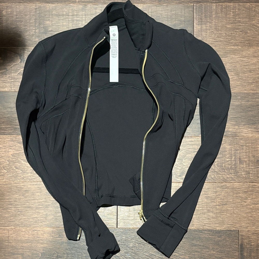 Lululemon Athletica Black Women's define jacket cropped